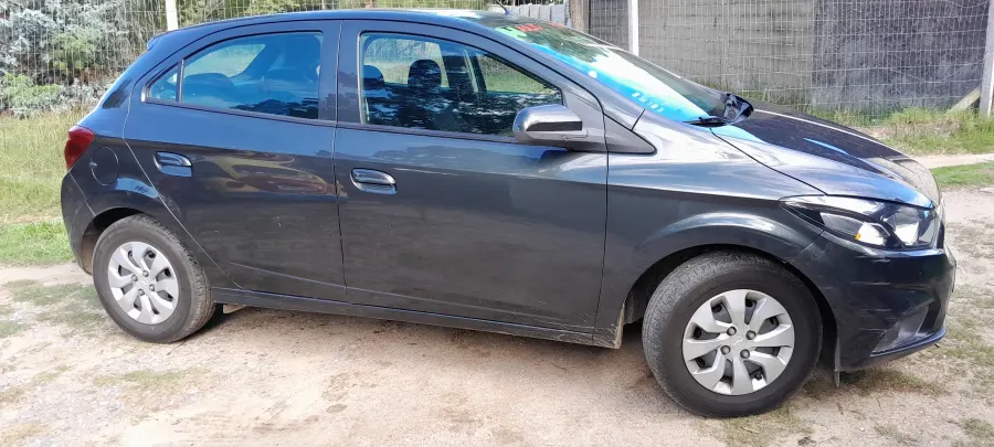 Chevrolet Onix 2018 para alquilar