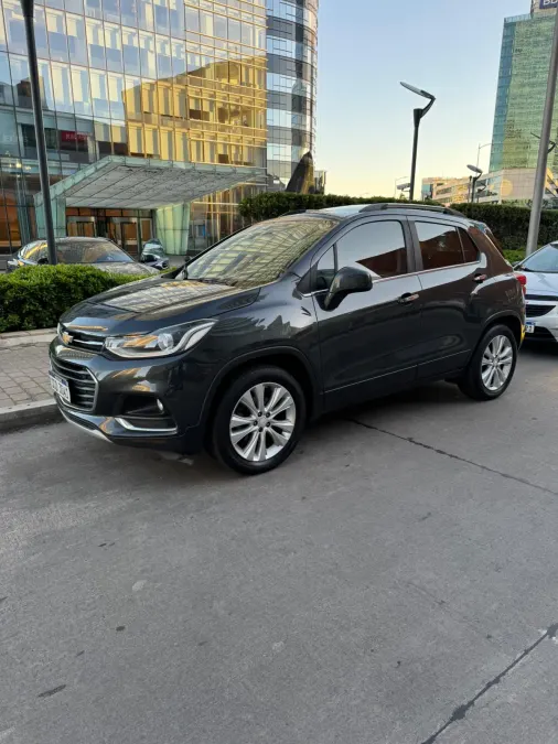 Chevrolet Tracker 2018 para alquilar