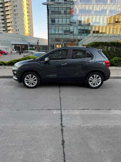 Chevrolet Tracker 2018 — foto 2