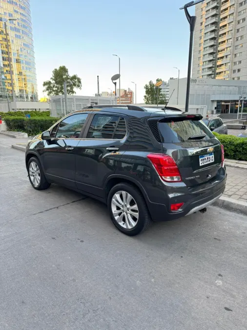 Chevrolet Tracker 2018 — foto 3