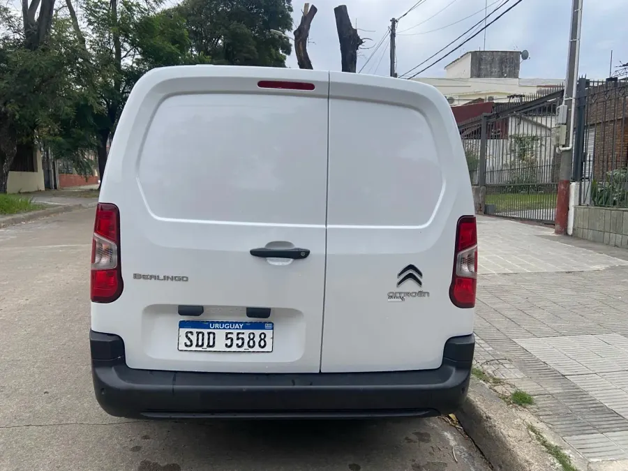 Citroen Berlingo 2023 — foto 2