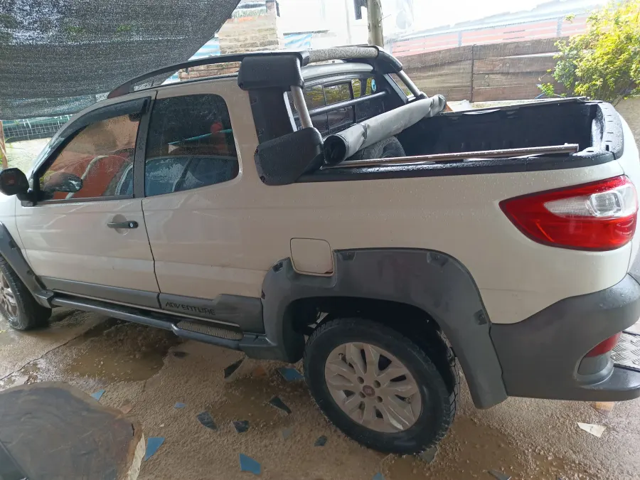 Fiat Strada 2015 para alquilar