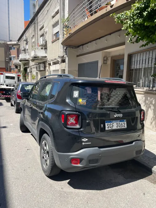 Jeep Renegade 2017 — foto 2