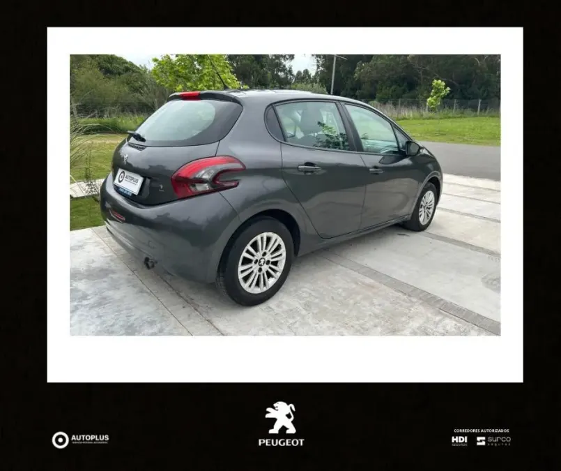 Peugeot 208 2020 — foto 6