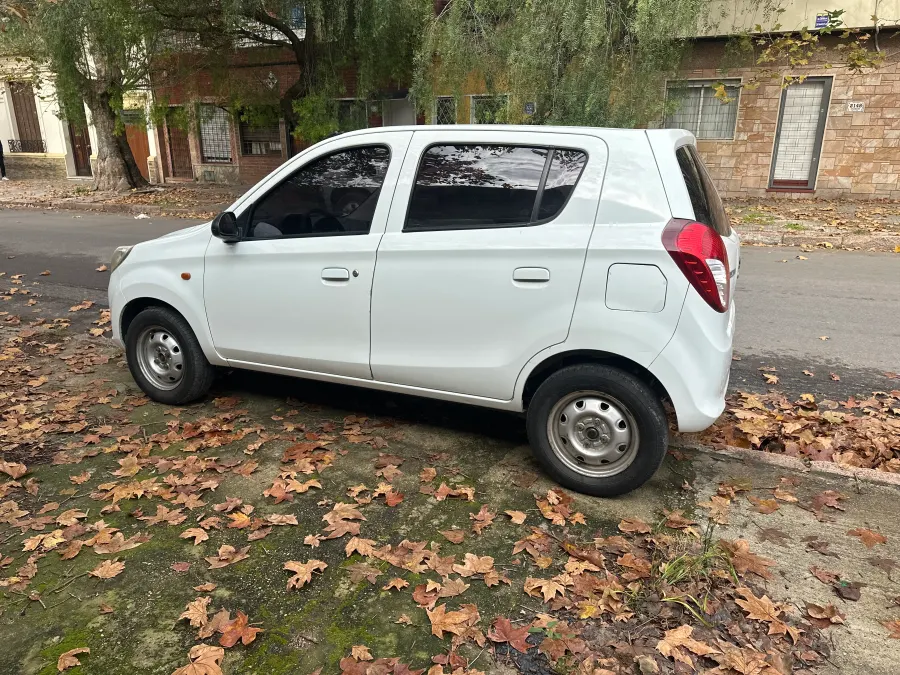Suzuki Alto 2014 para alquilar