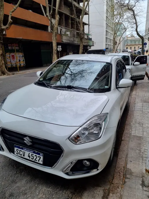 Suzuki Swift 2022 — foto 2