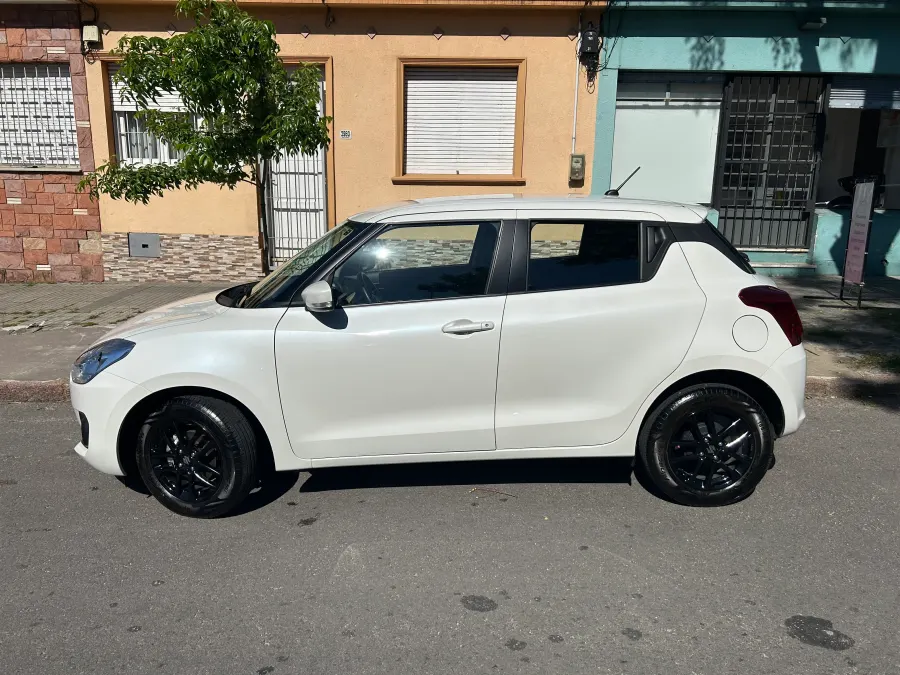 Suzuki Swift 2024 — foto 3