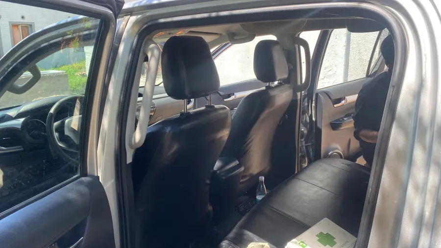 Toyota Hi-Lux 2017 — foto 6