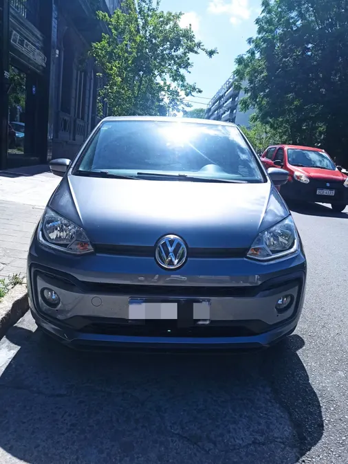 Volkswagen up! 2018 para alquilar